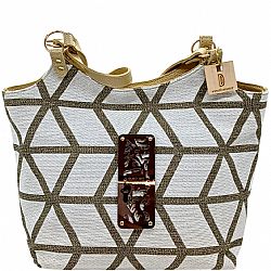 ΤΣΑΝΤΑ ΩΜΟΥ 