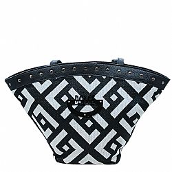 ΓΥΝΑΙΚΕΙA ΤΣΑΝΤΑ ΩΜΟΥ 