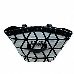 ΓΥΝΑΙΚΕΙA ΤΣΑΝΤΑ ΩΜΟΥ 