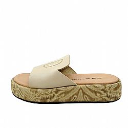 ΦΛΑΤΦΟΡΜ ΜΕ ΒΕΛΟΥΔΟ 